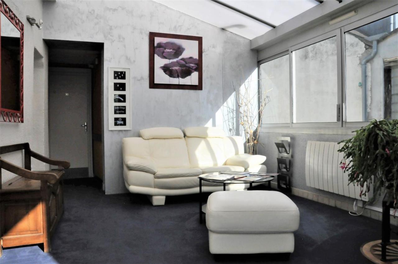 Saint Jean Hotel 2*